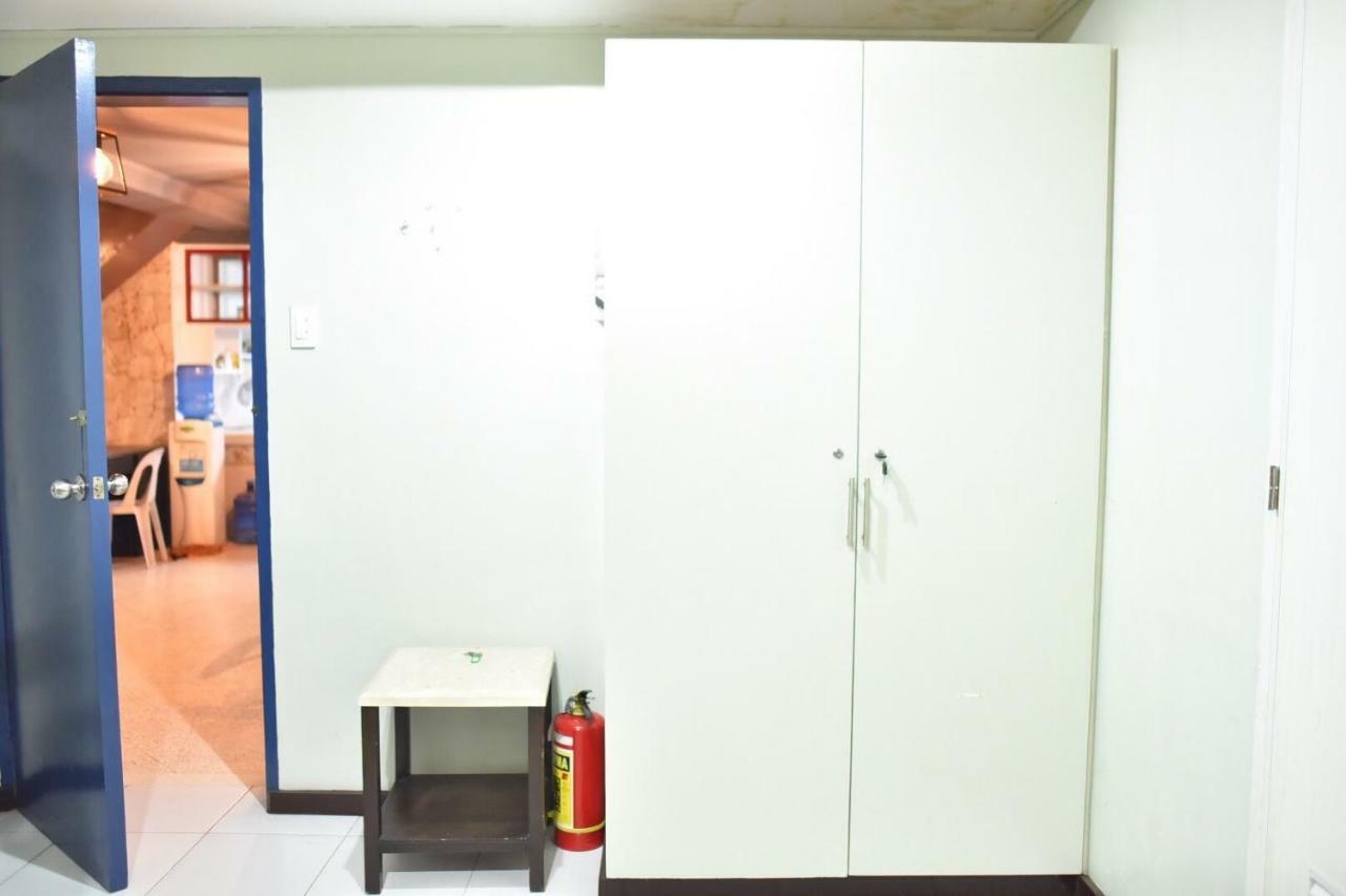 Guesthouse Storyshare Apas Себу Экстерьер фото